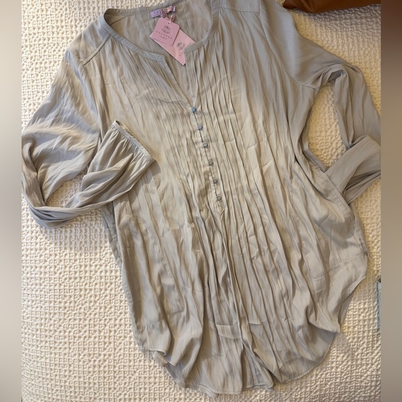 BNWT Calypso St. Barth Blouse with Pockets. - Picture 2 of 10